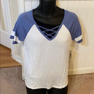 New with tag Tresics boutique shirt size large